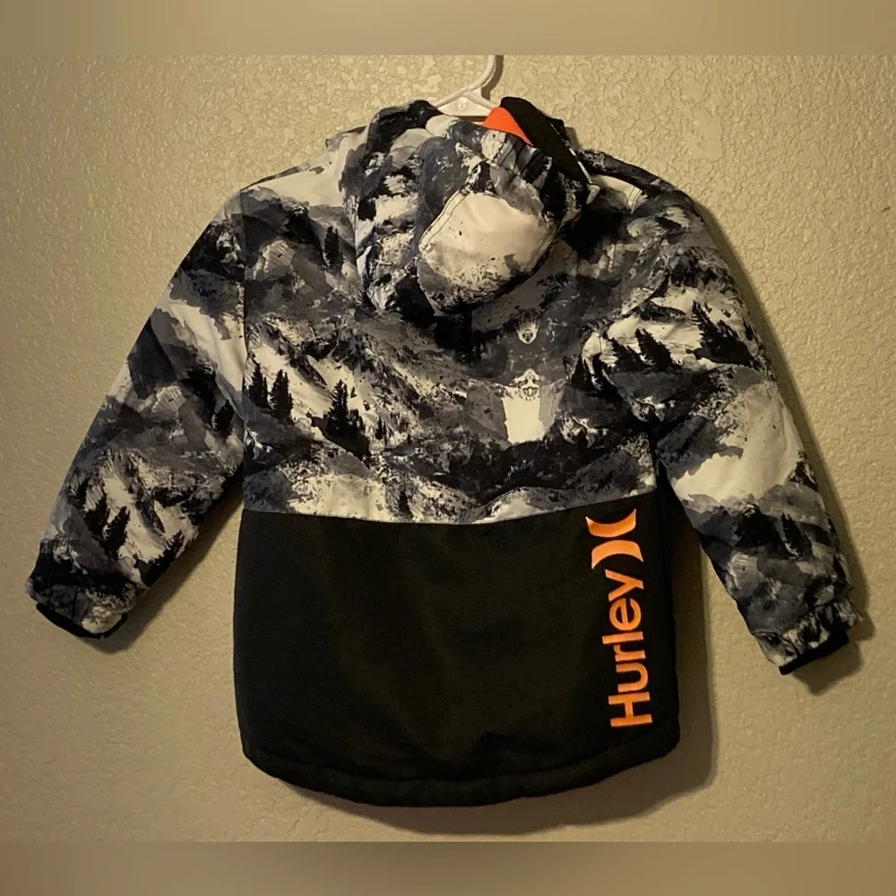 Hurley Kids' Black and Orange Mountain Jacket (size 5/6)
